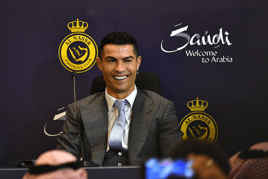 Cristiano Ronaldo a devenit șeic în Arabia Saudită. Beneficii inimaginabile puse la dispoziție