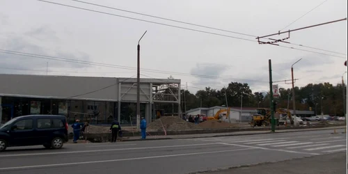 Lucrările vor duce la lărgirea a două intersecţii din zonă. FOTOnewsbv.ro