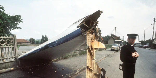 Avion Tupolev 144 prabusit la Paris 4 iunie 1973 FOTO AFP (1) jpg