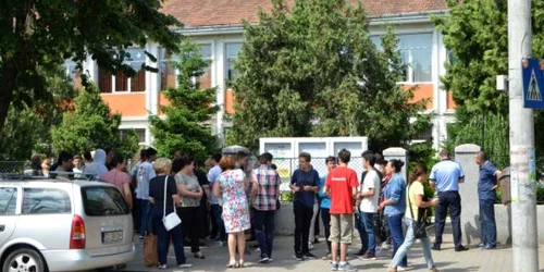 Elevii de gimnaziu au declarat că subiectele la proba scrisă la limba română au fost accesibile
