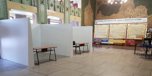 centrul de vaccinare de la petrila foto dsp hunedoara
