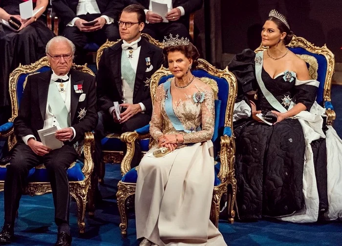 Regele Carl Gustaf, Regina Silvia, Prințesa Victoria și Prințul Daniel. FOTO: Casa Regală suedeză