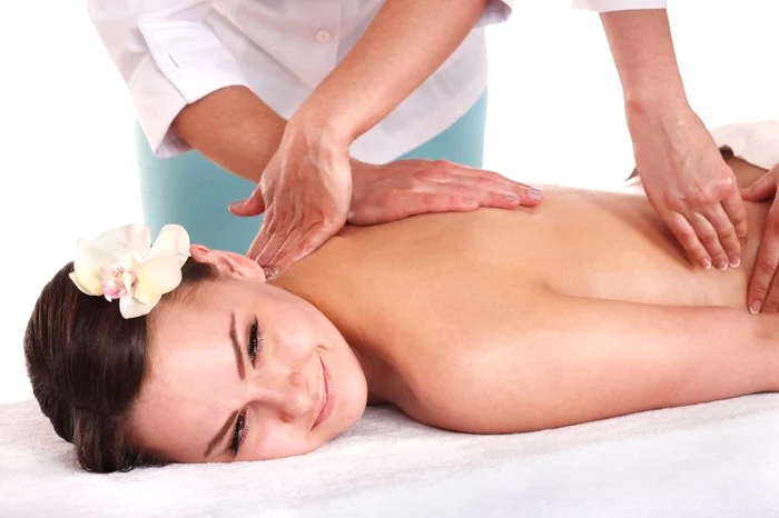 Prin masaj se tonifiază musculatura, iar stratul adipos este vizibil redus