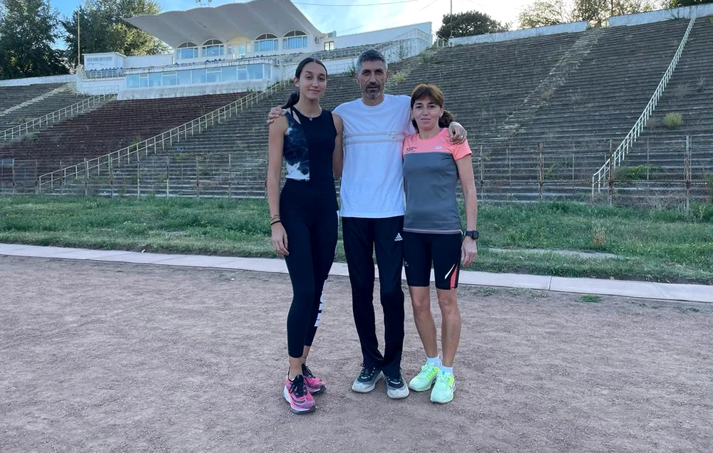 Rebeca, Daniela și Nicolae Ciocan FOTO: Arhivă Personală