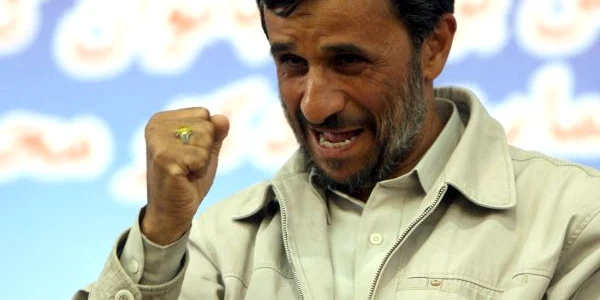 Preşedintele Ahmadinejad ajută, indirect, Statele Unite