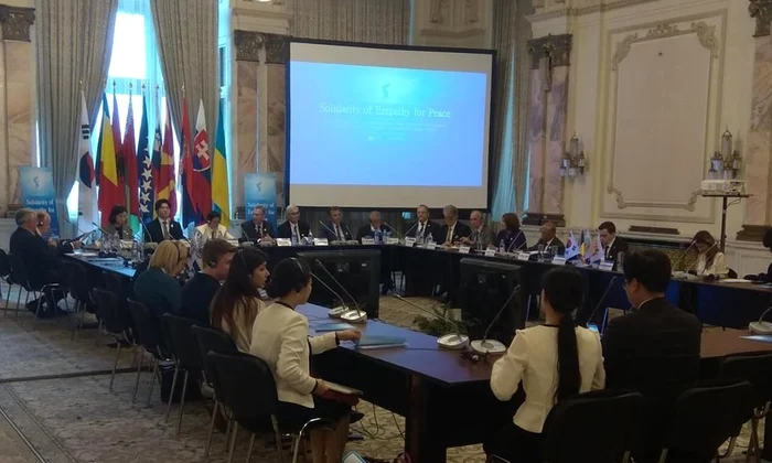 Diplomaţie culturală: întâlnirea la nivel înalt a foştilor lideri politici din Europa de Est jpeg