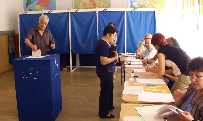 Alegătorii din zona Olteniei au votat mereu la prezidenţiale cu candidatul Stângii   (FOTO: Mugurel Manea)