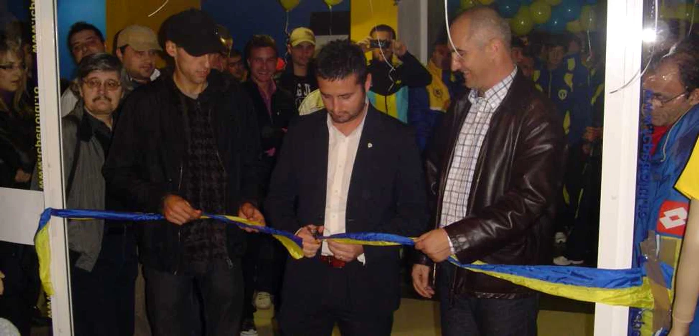 Ploieşti: S-a dat startul cumpărăturilor galben-albastre