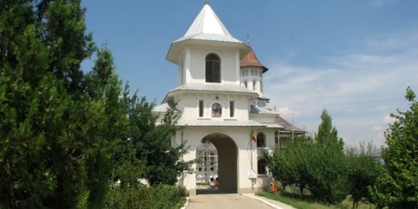 Mănăstirea Cudalbi