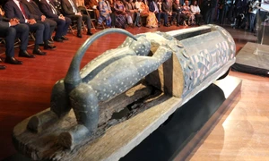 franta a returnat coastei de fildes toba vorbitoare djidji ayokwe a fost furata de fortele franceze acum mai bine de un secol 1053368 jpg