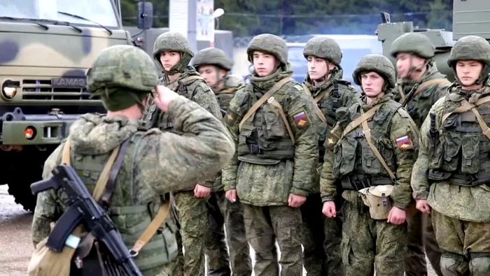 Militarui ruși pe frontul ucrainean FOTO: Adevărul