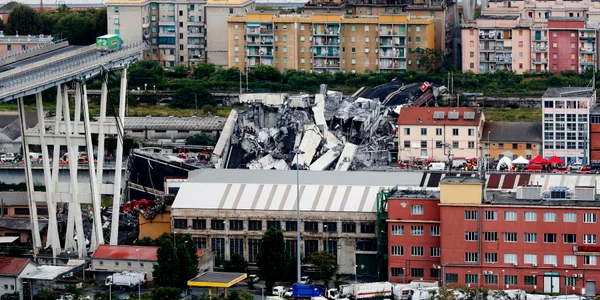 Podul Morandi din genova Italia accident 14 august 2018 FOTO Profimedia jpg