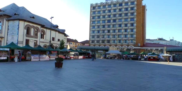 piata taraneasa