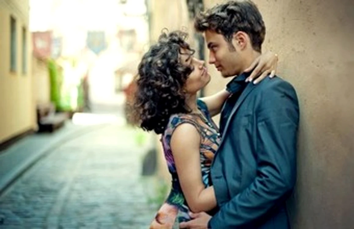 
    Dacă iubitul tău vorbeşte mai mereu despre sex atunci, cel mai probabil, eşti doar o aventură pentru el foto: 123RF  