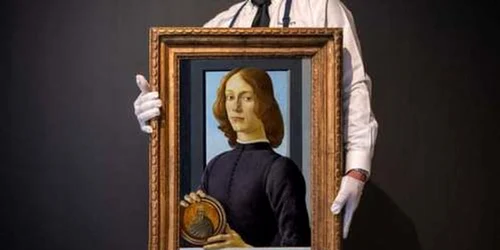 Portrait of a Youth Holding a Roundel sursa news ro