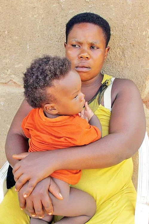 La numai 13 ani  a adus pe lume primii copii