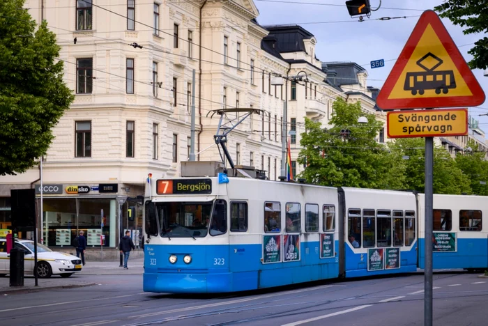 Tramvai în centrul oraşului suedez Goteborg Foto Shutterstock