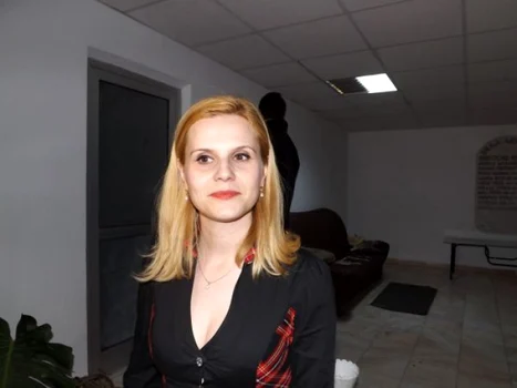 percheziţii la sediul APIA Mehedinţi FOTO Corina Macavei