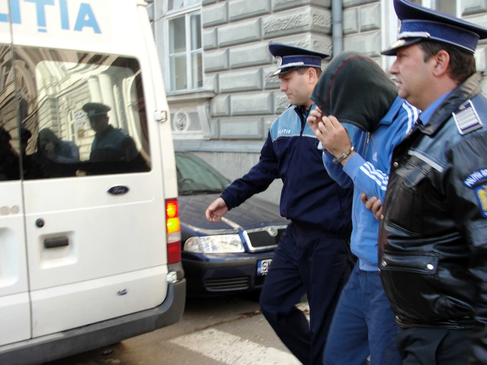 Poliţistul Ciprian Mureşan a primit mandat de arestare pentru 29 de zile