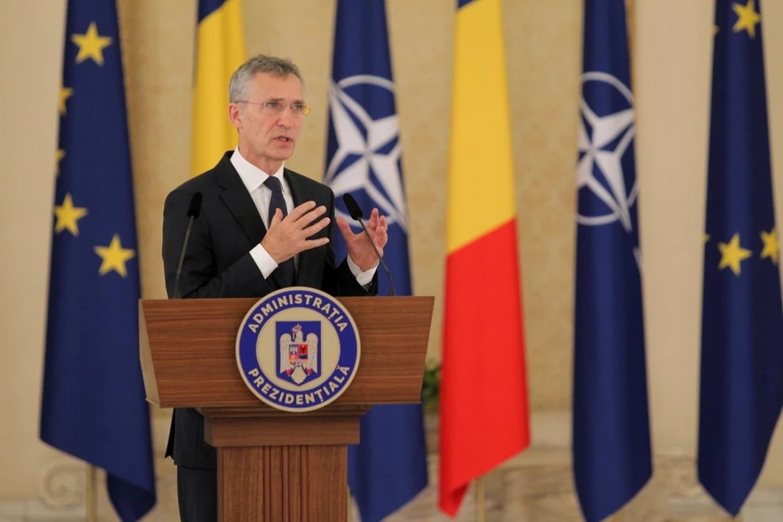 Jens Stoltenberg vorbind cu ocazia unei vizite la Bucureşti FOTO Eduard Enea