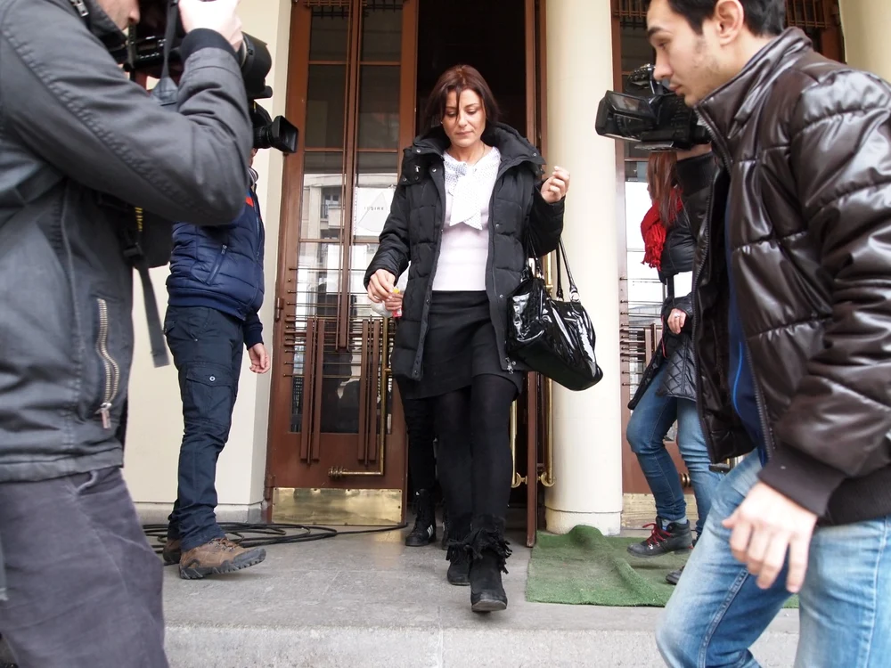Alina Dobrin e acuzată de lesbianism