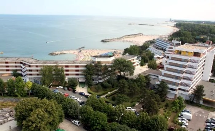 
    Complexul Amfiteatru-Belvedere-Panoramic este acum o ruină  