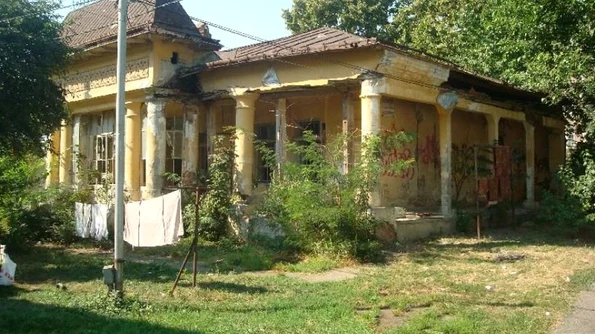 Casa în care s a născut Vasile Alecsandri, osândită la prăbuşire "S ar mai putea salva ceva, dar nu există voinţă" jpeg