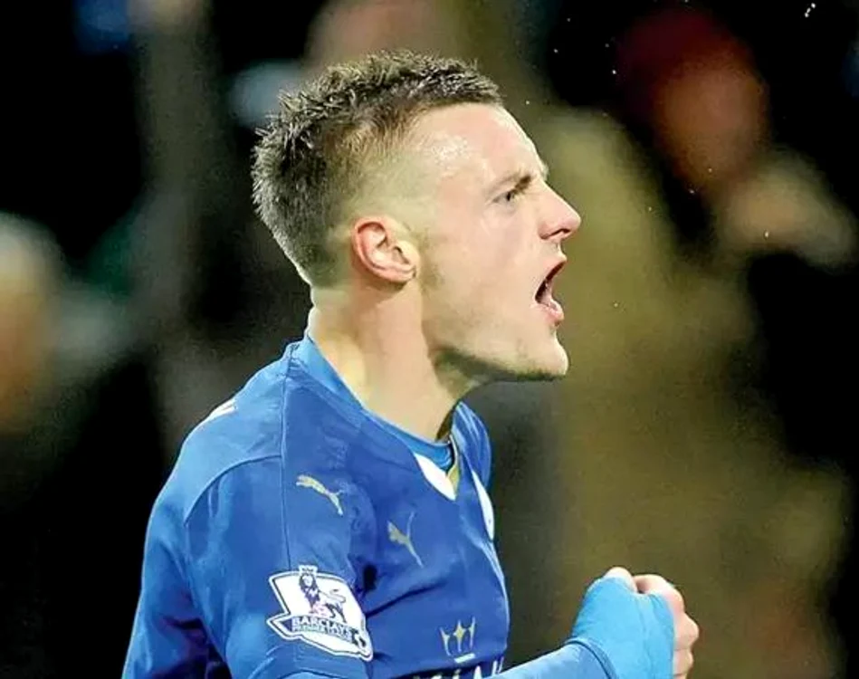 Thailandezul Aiyawatt Srivaddhanaprabha spune că Vardy venea băut la antrenamente şi a fost la un pas să-l dea afară de la Leicesterfoto: AP