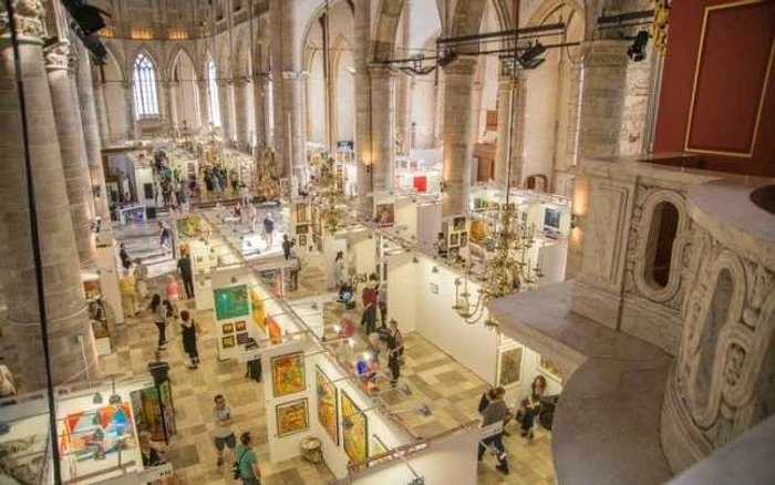 15 artişti din România şi Republica Moldova au fost promnovaţi la Rotterdam FOTO Ovidiu Carpusor