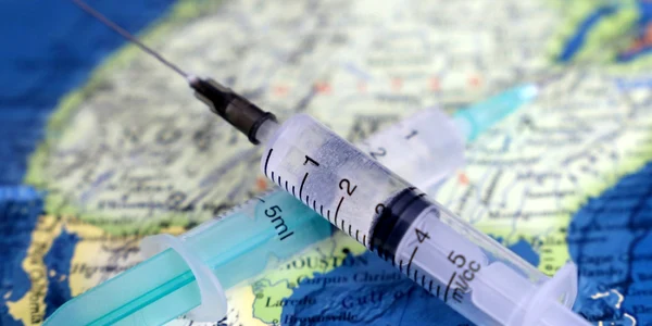 vaccin harta sua seringa foto shutterstock