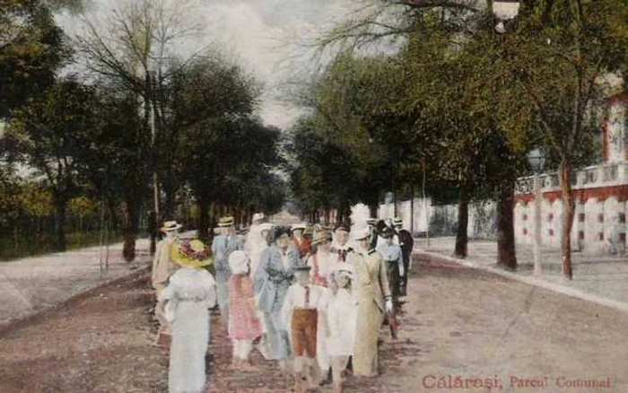 La promenadă în parc Foto:baraganul de altadata