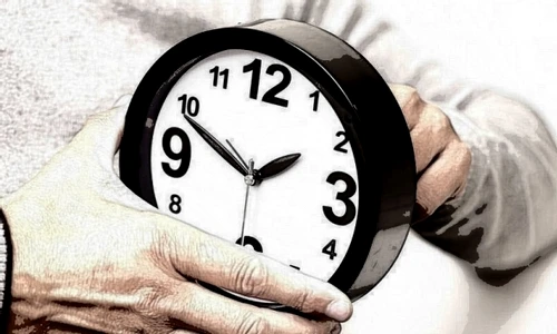 2 se schimba ora jpg jpeg