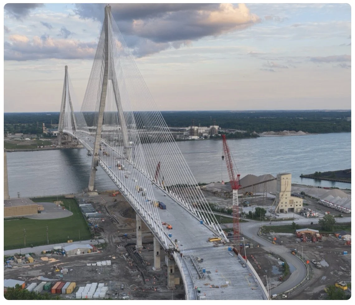 Trump ameninţă proiectul unui pod între SUA şi Canada. Vrea jumătate din construcția care va purta numele unei legende a sportului canadian