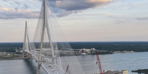 Gordie Howe Bridge jfif