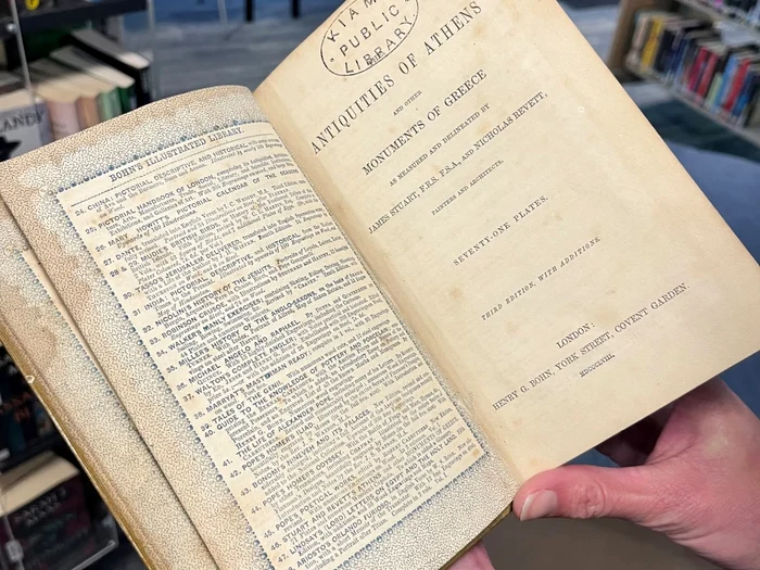 Cartea returnată după 150 de ani/FOTO: Biblioteca din Kiama