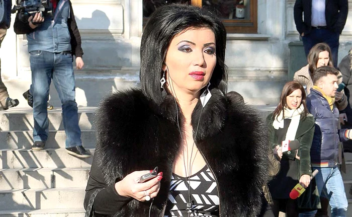 Adriana Bahmuțeanu părea să-și fi regăsit liniștea, dar nu scapă de probleme