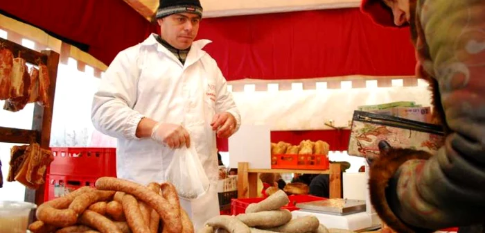 Braşovenii şi turiştii vor putea gusta cei mai buni cârnaţi, la Bran