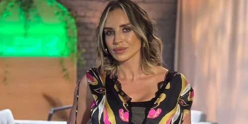 Adina Halas FB jpg