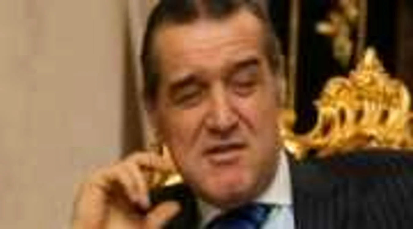 Gigi Becali: ''Panduru mi-a zis să îl pun pe Stoichiţă!''