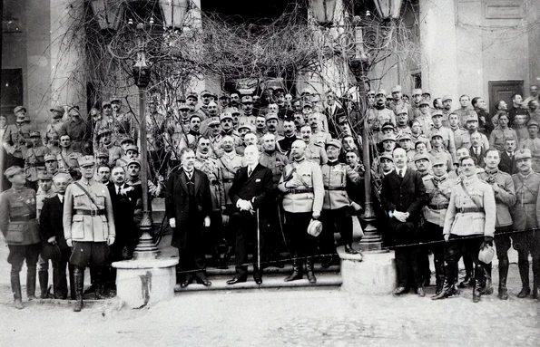 Primirea delegației române la Chișinău, 27 martie 1918 (© Colecția „Fotografii”, Muzeul Militar Național „Regele Ferdinand I”)