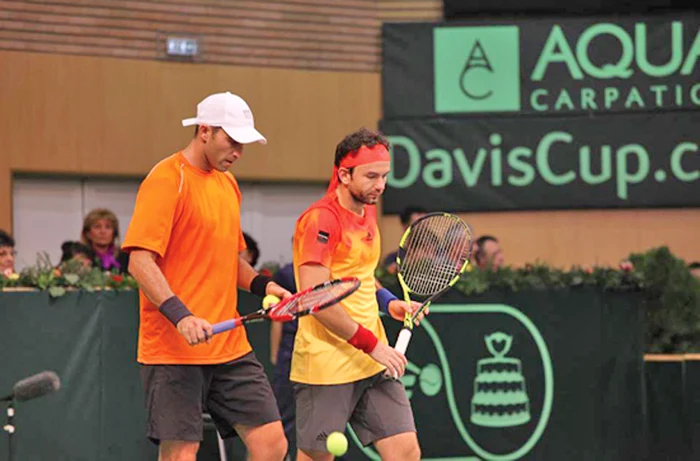 Horia Tecău şi Florin Mergea vor avea meci greu cu spaniolii