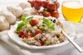 orez cu rosii si crenvursti shutterstock 81123952 jpeg
