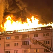 incendiu bloc Suceava  foto  Ştirea Sucevei jpg