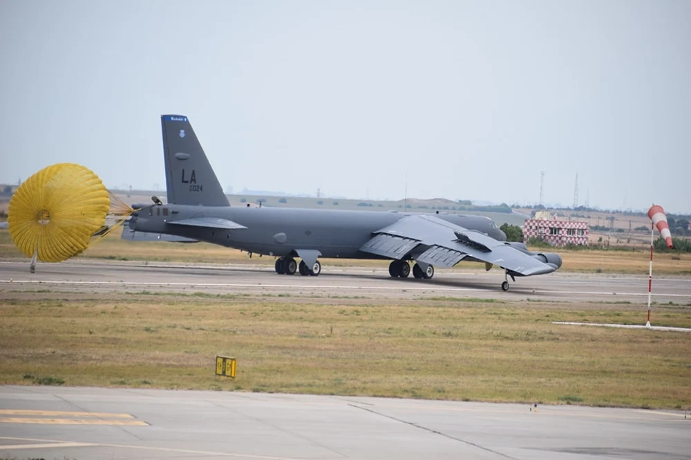 Nicușor Dan a informat Parlamentul în legătură cu prezența unor mijloace militare ale SUA pe teritoriul României pentru "protejarea intereselor americane în Orientul Mijlociu"