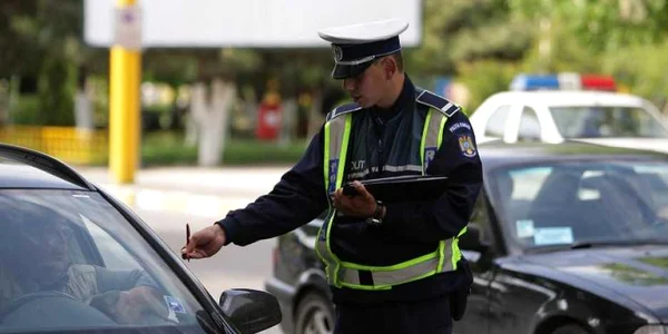 Oamenii legii sunt cu ochii în patru după şoferii care încalcă legea foto: Arhivă 