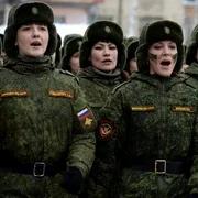 rusia armata femei jpg