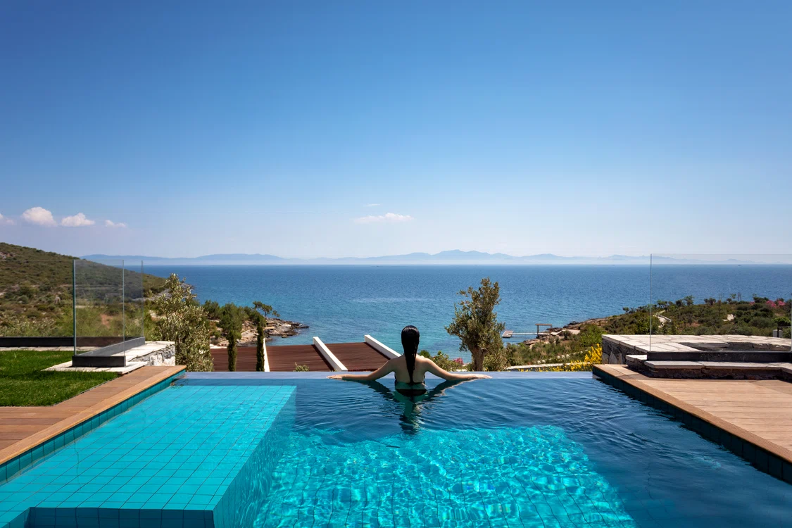19 seaview master suite with pool 7590 original jpg jpeg