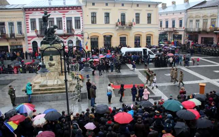 La Botoşani, evenimentele au avut loc în Piaţa 1 Decembrie FOTO Cosmin Zamfirache