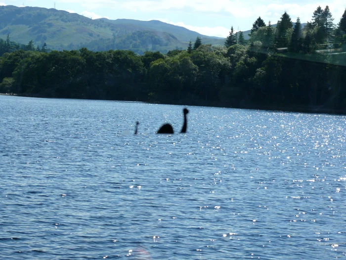 
    Monstrul din Loch Ness a fascinat amatorii de senzaţional de-a lungul anilorFoto: wikipedia.org  