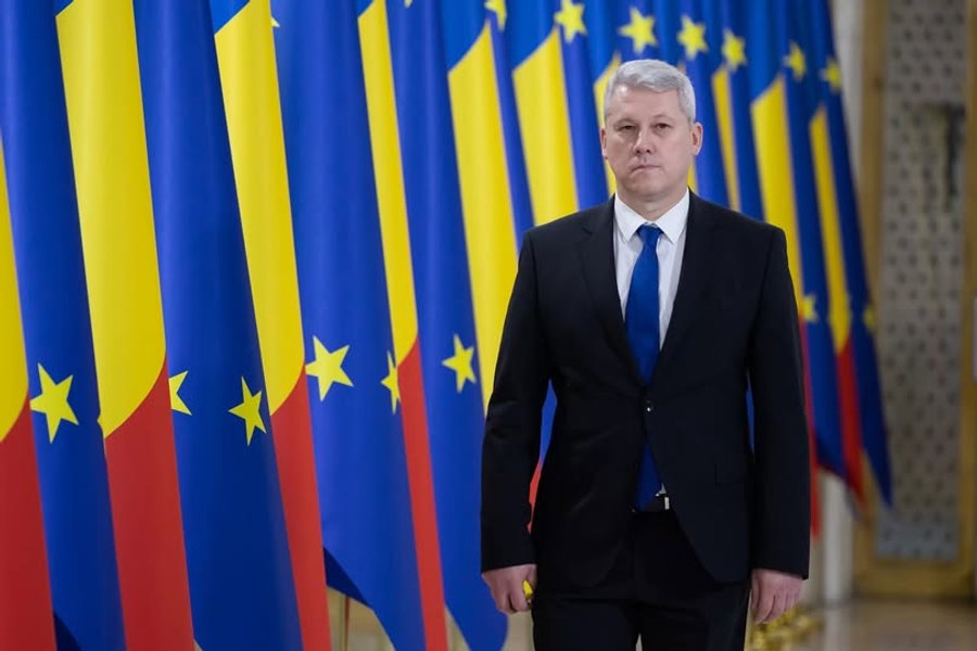Scandal în Parlament la moţiunea simplă împotriva ministrului de Interne. USR a anunțat că va vota pentru demitere